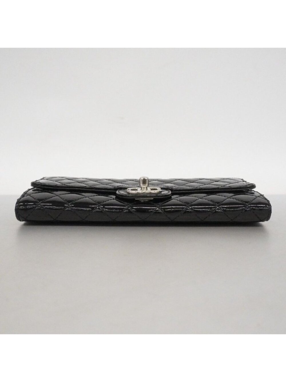 Chanel Shoulder Wallet Quilted Patent Leather Black Silver - Picture 3 of 10